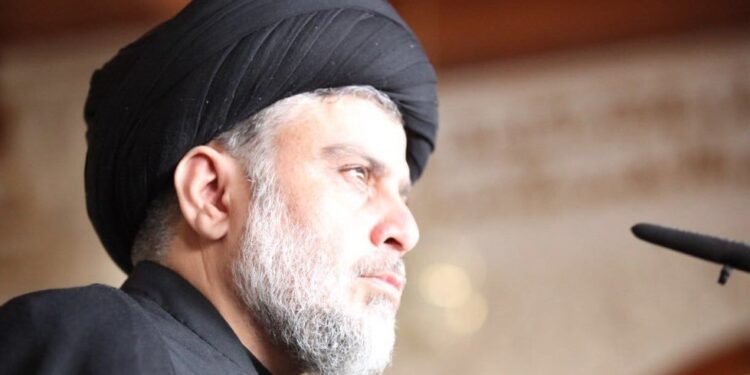 مقتدى الصدر يعلن التنازل عن ملاحقة المسيئين إليه مع استثناء “الاتهامات الخطيرة”