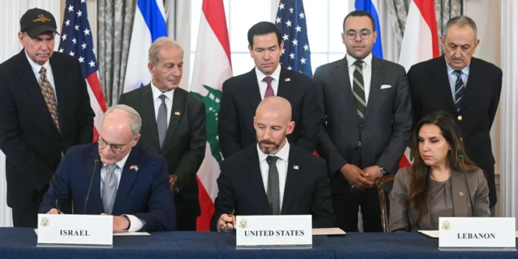 اختراق دبلوماسي في واشنطن.. لبنان وإسرائيل يتوصلان إلى اتفاق إطار برعاية أميركية