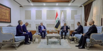 بغداد وواشنطن تبحثان الإصلاح الاقتصادي.. والحكومة تتجه لاعتماد موازنة البرامج