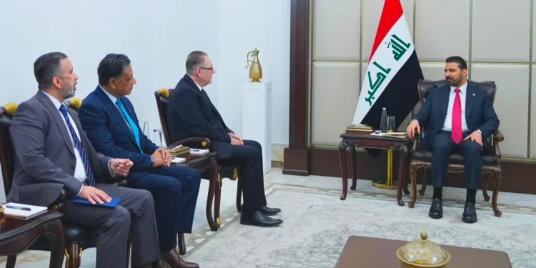 الزيدي يبحث مع برنامج الأمم المتحدة الإنمائي تمويل المشاريع وملف النازحين الإيزيديين
