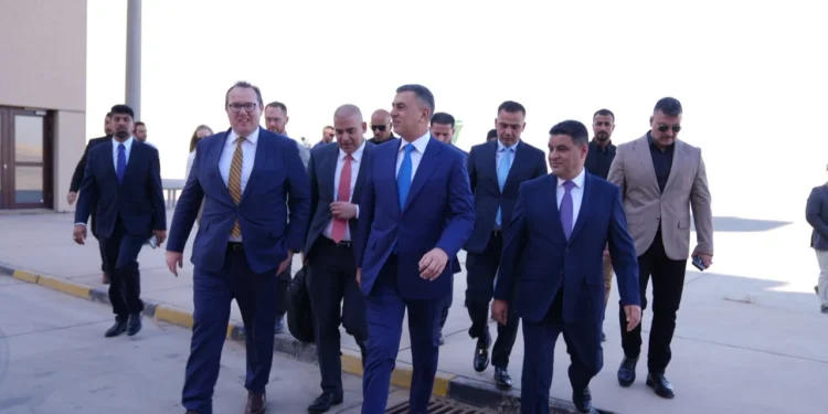القائم بالأعمال الأميركي يصل البصرة لبحث التعاون الثنائي
