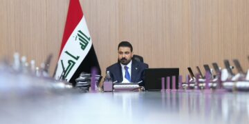 الزيدي يطلق حزمة قرارات صيفية.. كهرباء مجانية للمولدات وترشيد للإنفاق