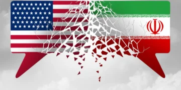 واشنطن تصعّد لهجتها ضد طهران.. تهديدات بضرب بنى هرمز وإيران تتمسك بخيار الحوار
