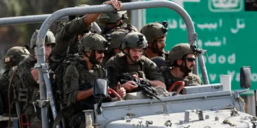 خلافات داخل إسرائيل.. المؤسسة الأمنية تتهم نتنياهو بتبديد المكاسب العسكرية في لبنان
