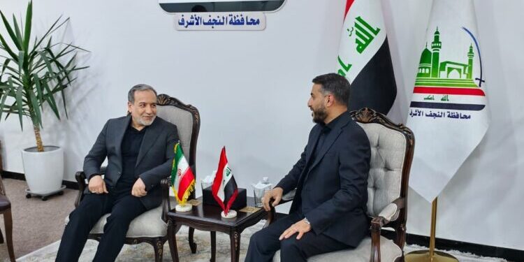عراقجي يصل إلى النجف وسط أنباء عن ترتيبات لمراسم تشييع علي خامنئي
