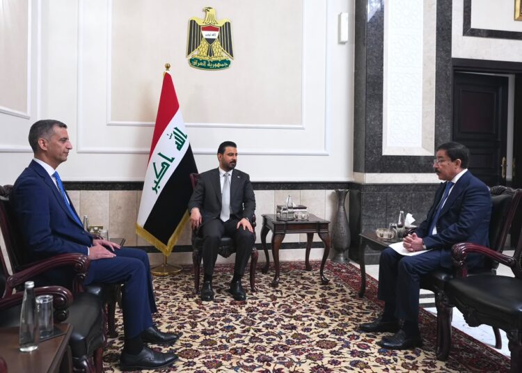 انتقال في قمة السياسة النقدية.. العراق يراهن على تحديث القطاع المصرفي