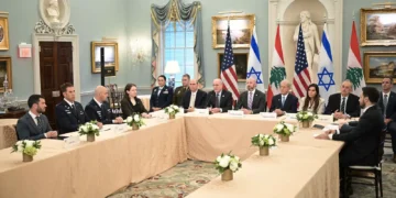 بين الضغوط الإسرائيلية والحسابات اللبنانية.. عودة “السيناريو الإيرلندي” لمعالجة سلاح حزب الله