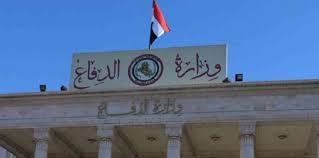 عارض فني لطائرة تدريبية.. وزارة الدفاع تنفي الأنباء المتداولة عن سقوط مروحية للجيش