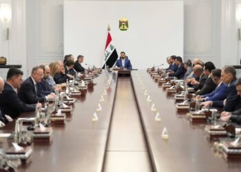 الزيدي لسفراء الاتحاد الأوروبي: حصر السلاح بدأ فعلياً ولا خطوط حمراء في مكافحة الفساد