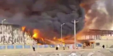 انفجار شمال غرب شيراز.. تقارير إيرانية تتحدث عن غارة جوية دون تسجيل خسائر بشرية