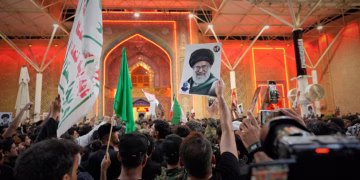اللجنة العليا تعلن نجاح مراسم تشييع خامنئي في العراق وتؤكد مشاركة أكثر من 10 ملايين مشيع