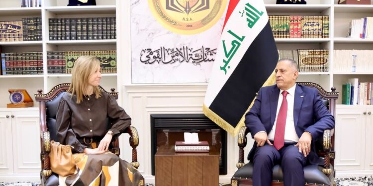العبودي: حكومة الزيدي تمضي برؤية شاملة للإصلاح.. مكافحة الفساد وحصر السلاح في صدارة الأولويات