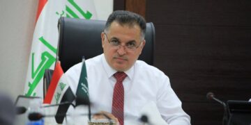 الخطوط الجوية العراقية تحت إدارة مؤقتة بعد قرار وزاري بسحب يد مديرها