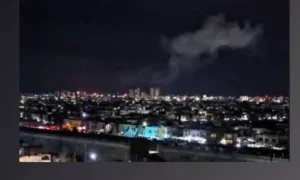 الدفاعات الجوية الأمريكية تتصدى لموجة طائرات مسيّرة فوق أربيل