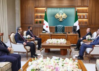 العراق وسوريا على أعتاب اتفاق اقتصادي برعاية أميركية.. وتقليص الاعتماد على هرمز