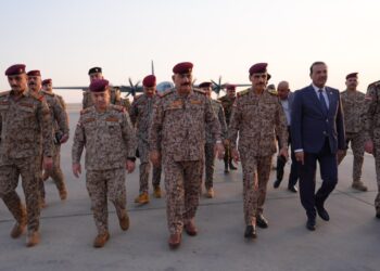 رئيس أركان الجيش يصل البصرة لتقييم الجاهزية الأمنية