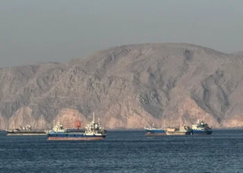 هرمز بين الدبلوماسية والتصعيد.. هل تنجح المفاوضات في إعادة فتح شريان الطاقة العالمي؟