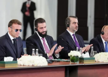 باريس ودمشق تفتحان صفحة اقتصادية جديدة.. لجان مشتركة لإعادة الإعمار