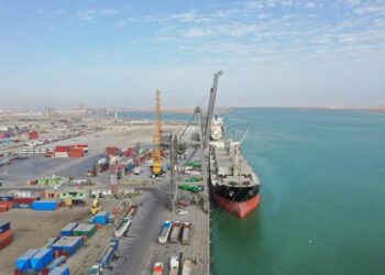 الإيرادات غير النفطية ترتفع إلى 16% من موازنة العراق.. هل يبدأ الاقتصاد بالخروج من عباءة النفط؟