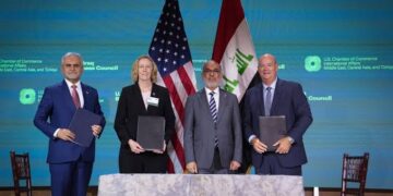 72 نائباً يطالبون باستضافة وزير النفط في البرلمان لبحث اتفاقات واشنطن النفطية
