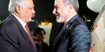 اتصال باكستاني ـ إيراني يؤكد أولوية احتواء التوترات الإقليمية