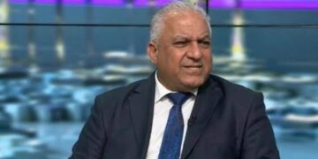 القضاء يوسع ملاحقات الفساد.. إدانة باسم خشان وقرارات بمنع سفر أعضاء في مجلس الديوانية
