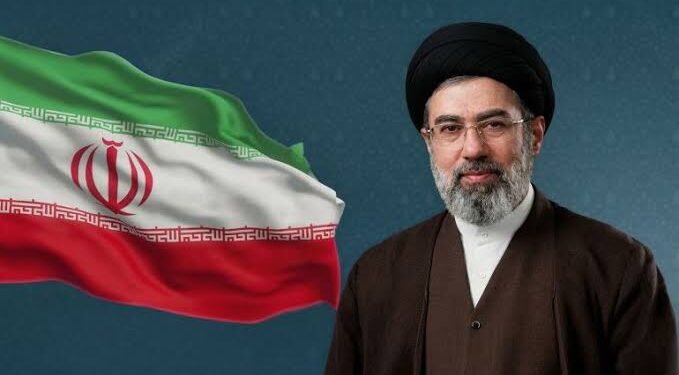 مجتبى خامنئي: القصاص لدماء والدي “حتمي”.. ويشكر العراقيين والإيرانيين على التشييع المليوني