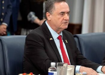 إسرائيل تربط انسحابها من جنوب لبنان بنزع سلاح حزب الله وتؤكد استمرار وجودها العسكري