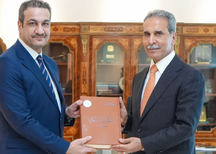 زيدان يتسلّم تقرير الرقابة المالية لعام 2025 وسط انتقادات نيابية بشأن ملفات الفساد