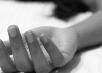 شكوك حول انتحار فتاة في بغداد.. خبير الأدلة يوجه بفتح تحقيق لكشف ملابسات الحادث