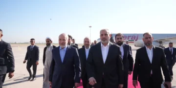 قاليباف والفصائل العراقية.. إشادة إيرانية تصطدم بمشروع حصر السلاح بيد الدولة