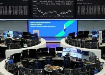 أسهم أوروبا تحت ضغط التكنولوجيا.. وعقوبات إيران تربك حسابات المستثمرين