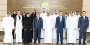 الإمارات وكازاخستان تبحثان إدخال الذكاء الاصطناعي إلى الخدمات القنصلية