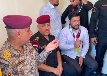 قائد عمليات بغداد وقائد الفرقة الخاصة يلتقيان ممثلي الخريجين لتنظيم مسار التظاهرة في العلاوي