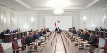 العراق يتجاوز تدقيق الرقابة المالية مؤقتاً لعقود الوقود.. قرار استثنائي لتأمين الكهرباء في ظل أزمة هرمز