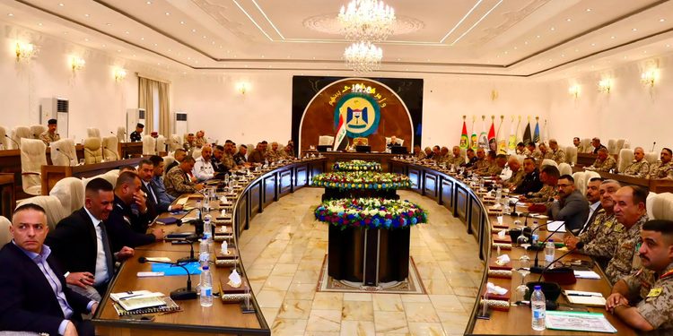 بغداد تعتمد “الأمن المناطقي”.. مؤتمر أمني موسع لتوحيد القيادة ومنع عسكرة الشارع