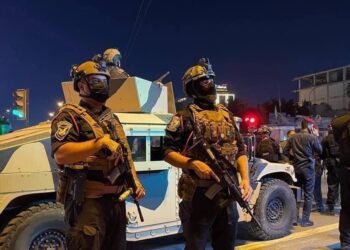 “النمش” بقبضة الاستخبارات.. تتبع رقمي ينتهي بتفكيك شبكة للنصب والاحتيال المالي وسرقة المحفظات الإلكترونية