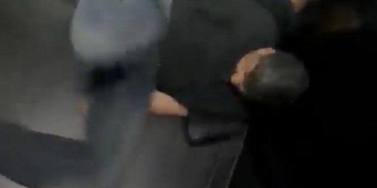 بالصور.. سنوات من التشهير تنتهي في تركيا.. القبض على زيد المحارب يفتح ملفات الإساءة للمؤسسات العسكرية