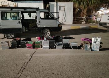 زرباطية تحت المجهر.. السكائر المهربة تختبئ بين مقاعد المسافرين