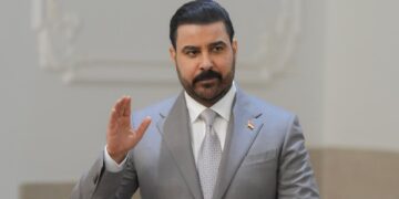الزيدي: الكهرباء أولوية استثنائية.. ولا خطوط حمراء في ملاحقة الفاسدين