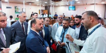 وزير الصناعة يتفقد التنمية الصناعية ويشدّد على تسريع معاملات المراجعين