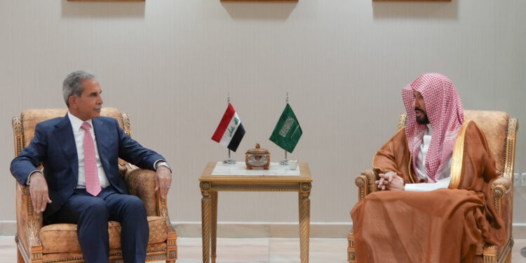 زيدان في الرياض.. العراق والسعودية يبحثان توسيع التعاون القضائي والقانوني