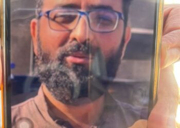القبض على المتهم الرئيسي بجريمة الدورة.. ملاحقة أمنية واسعة بعد استشهاد عميد ومنتسب خلال إزالة التجاوزات