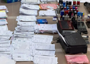 ضبط ملفات جديدة في شبكة تزوير عقارات بالناصرية.. التحقيقات تتوسع وتطال موظفين ومعقباً