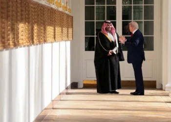 اتصال بن سلمان وترامب.. الرياض تدفع نحو التهدئة وتحذر من اتساع دائرة الصراع