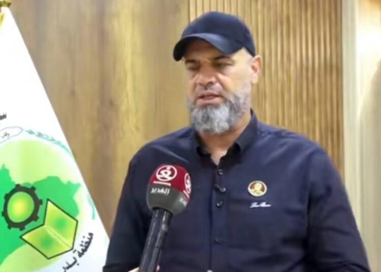 بالفيديو العنزي للزيدي: اترك الحديث عن سلاح المقاومة للكبار
