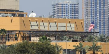 بينها العراق.. واشنطن تقرر إعادة دبلوماسييها إلى سفاراتها في دول الشرق الأوسط