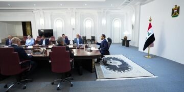الزيدي يضع النفط أمام اختبار هرمز.. خطط عاجلة لإنقاذ الصادرات وتحويل الأزمة إلى فرصة