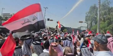 حنطة العراق تنتظر مستحقاتها.. احتجاج الفلاحين يكشف أزمة ما بعد الحصاد