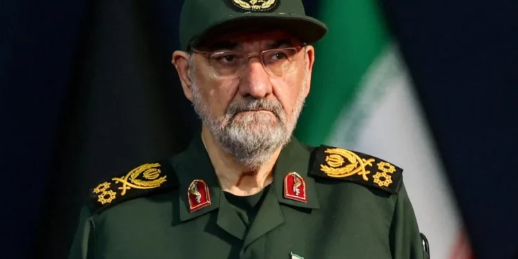 إيران تعيد محسن رضائي إلى قلب القرار الأمني.. هل تستعد طهران لمرحلة مواجهة جديدة؟